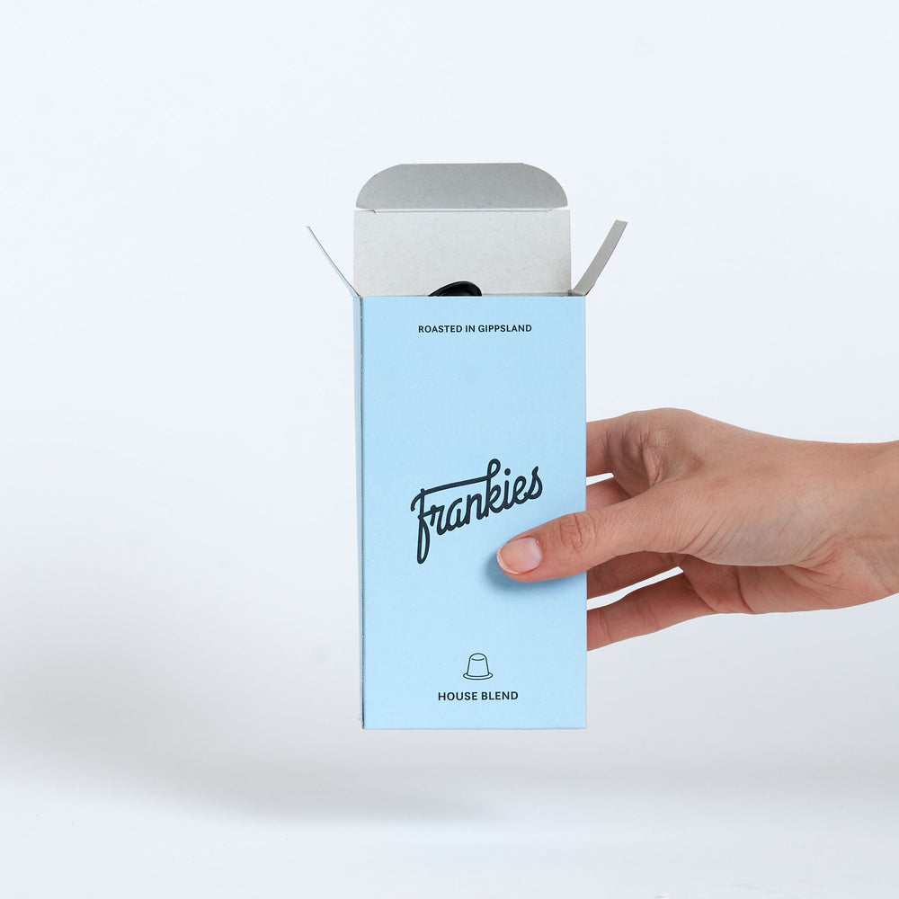 
                  
                    Load image into Gallery viewer, Box of 12 compostable Frankies Pods
                  
                